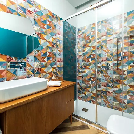 Futura Funky House - De Vivo Realty * Sorrent